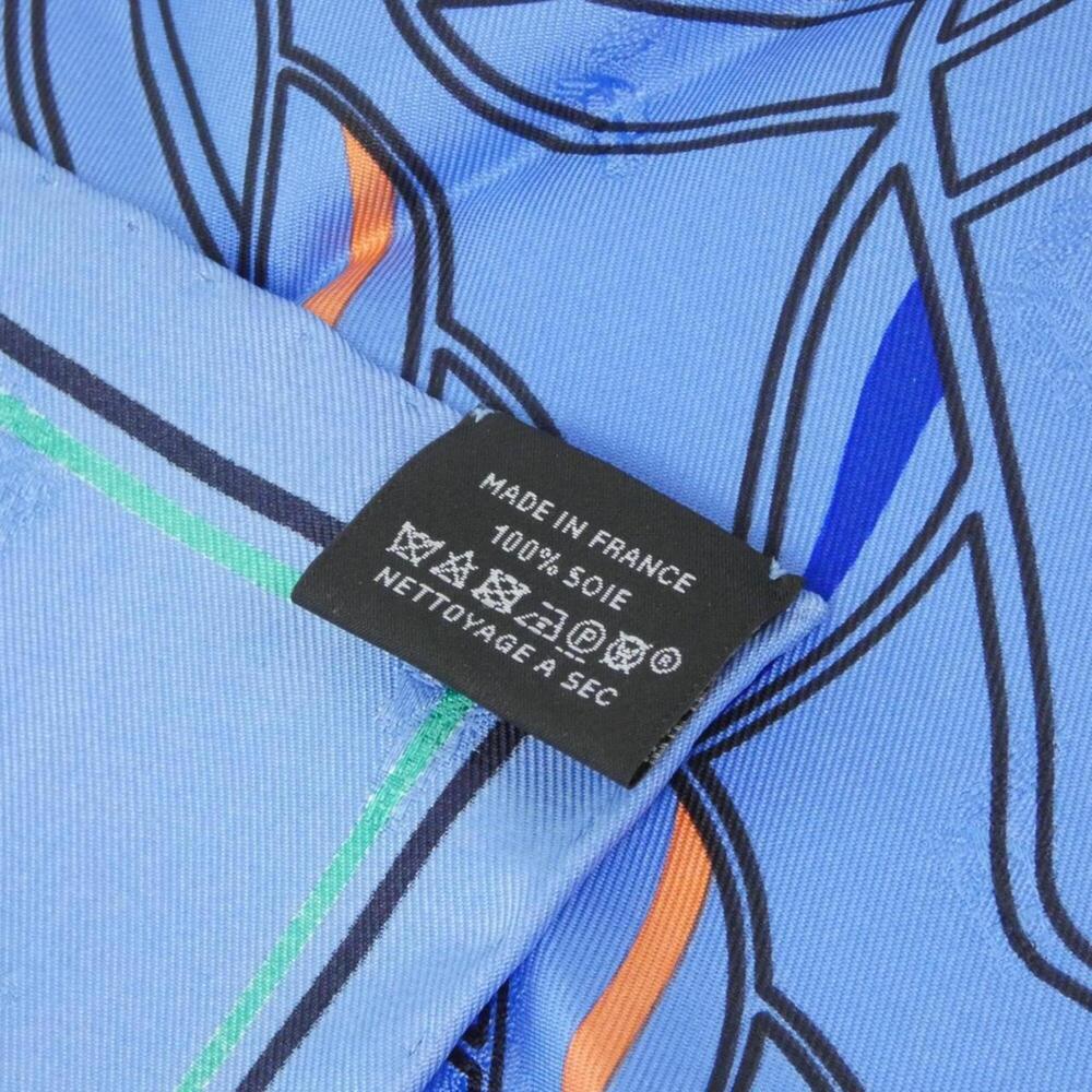 HERMES Authentic Black Scarf - Picture 3 of 3